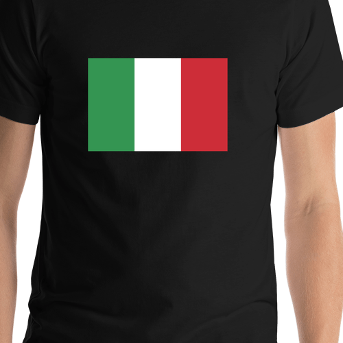 Italy Flag T-Shirt - Black - Shirt Close-Up View