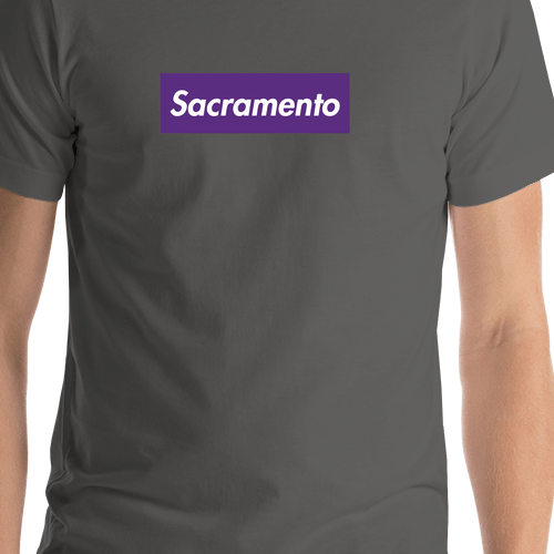 Personalized Streetwear T-Shirt - Grey - Sacramento - Shirt Close-Up View